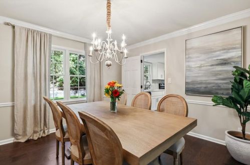 520 Forest Valley Rd, Atlanta GA  30342-2303 exterior