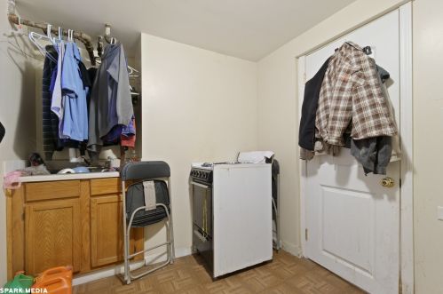 2435 Drake Ave, Chicago IL 60647-2413 exterior