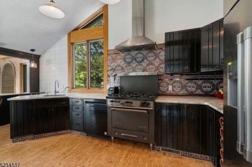 16 Is Trl, Sparta NJ 07871 exterior