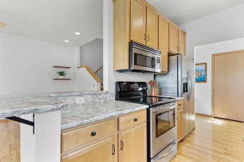 4025 Maple Grove Dr, Madison WI  53719-5906 exterior