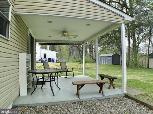 113 Greenbriar Pl, Chester PA 19014-1907 exterior