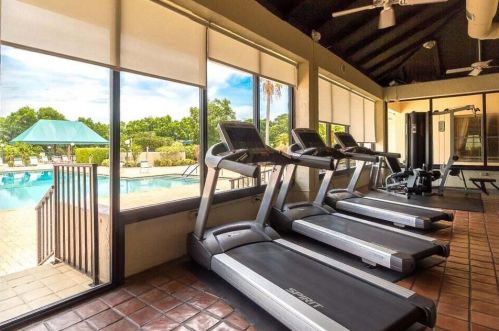 5655 Parkwalk Cir, Boynton Beach FL 33472-2314 exterior