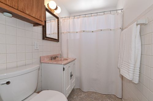 5416 Midland Dr, Milwaukee WI 53220-1420 exterior