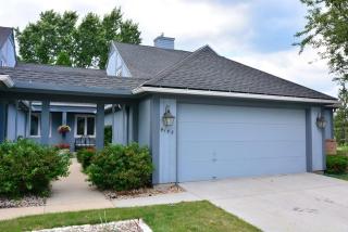 9153 Sycamore Ct, Milwaukee WI  53217-1614 exterior