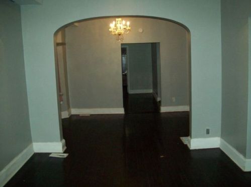 6432 Rhodes Ave, Chicago IL 60827-1341 exterior