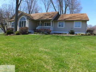2363 Chisholm Ct, Holt, MI 48842-8716