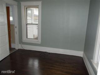 431 Walnut St, Kalamazoo MI  49007-5137 exterior