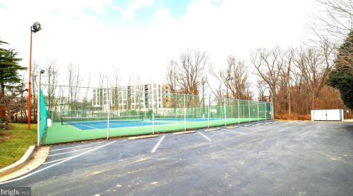 7600 Tremayne Pl, Mc Lean VA  22102-7618 exterior