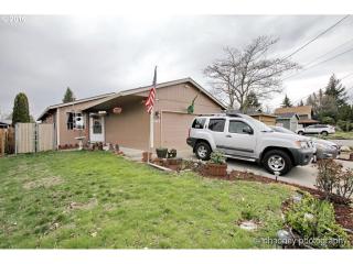 8429 65th Ave, Portland, OR 97206-8821