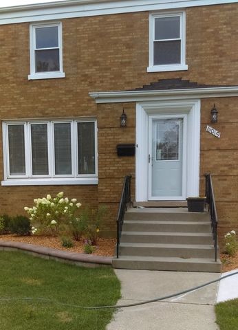 6019 Kostner Ave, Chicago IL  60646-5062 exterior