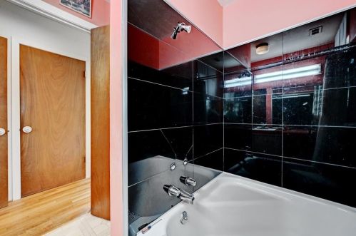 1804 Alta Vis Ave, Austin TX 78704-5226 exterior