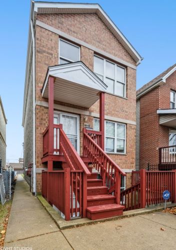 6447 Harvard Ave, Chicago, IL 60621-3121