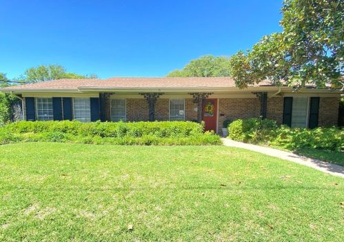 2623 51st St, Galveston TX 77551-5614 exterior