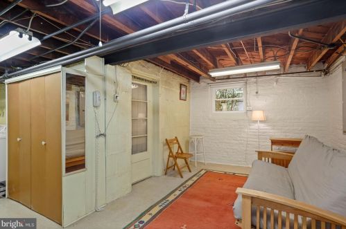 4417 Fessenden St, Washington DC 20016-4243 exterior