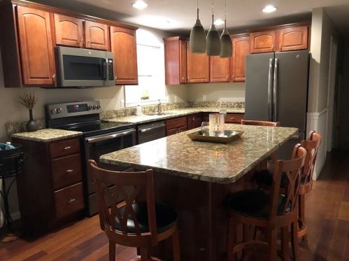 9 Blue Hill Rd, Worcester, MA 01606-2335