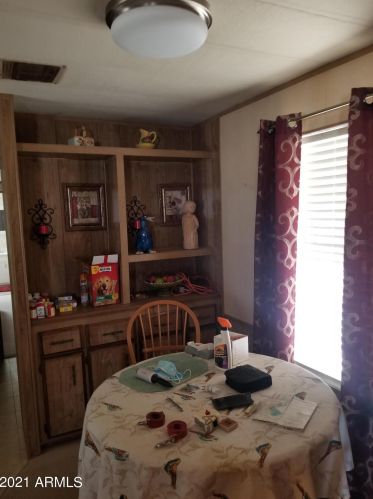 1705 Charleston Ave, Phoenix AZ 85023-1218 exterior