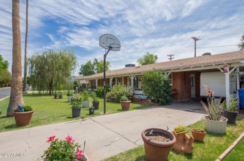 4847 Clarendon Ave, Phoenix, AZ 85018-5524