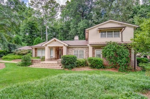 1946 Castleway Ln, Atlanta, GA 30345-4053