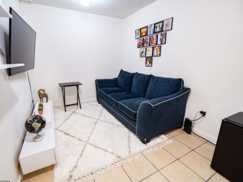 290 Hunterdon St, Newark NJ 07103-2505 exterior