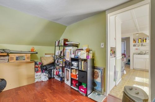 69 Emmett Ave, Derby CT 06418-1231 exterior