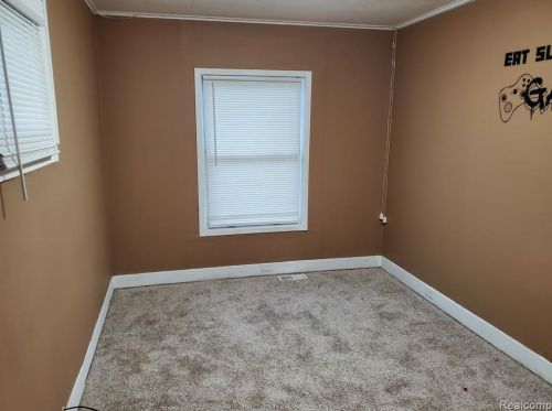 18033 Hanna St, Melvindale MI  48122-1422 exterior