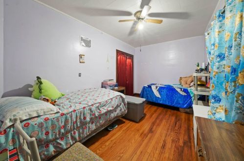 3356 60 St, Chicago IL 60629-4525 exterior