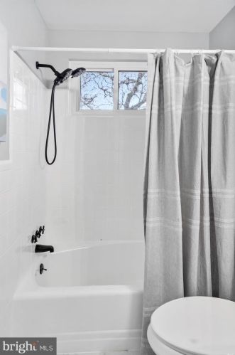 13201 Kara Ln, Silver Spring MD 20904-3423 exterior