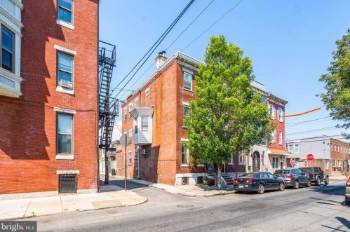 1331 Dickinson St, Philadelphia PA 19147-6211 exterior