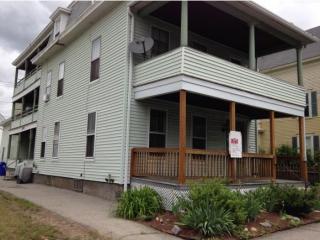 96 Brook St, Manchester, NH 03101-1268