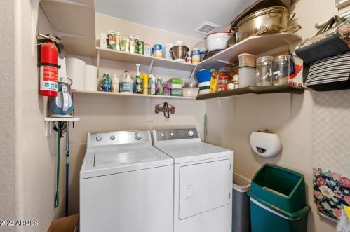 13008 38 Ave, Phoenix AZ 85053-4502 exterior