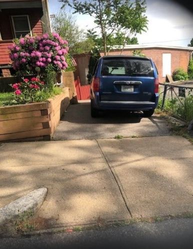 604 Blackstone St, Woonsocket RI  02895-1802 exterior