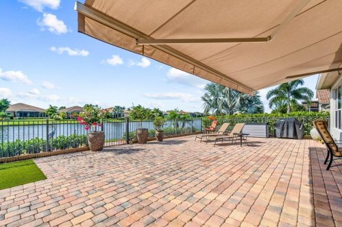 9859 Carrotwood Cir, Fort Pierce FL  34987-2478 exterior