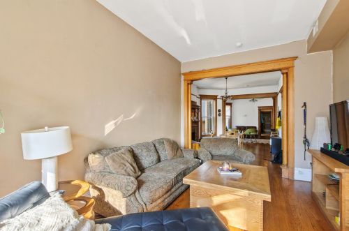 650 Barry Ave, Chicago IL 60634-4912 exterior