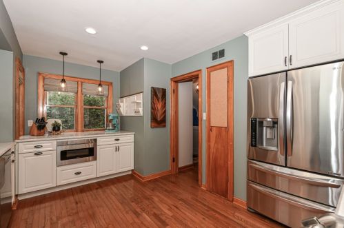 2508 Lefeber Ave, Milwaukee WI 53213-1222 exterior