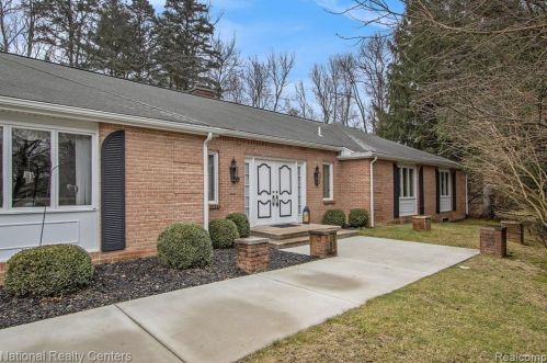 4013 Katydid Ln, Kalamazoo, MI 49008-3336