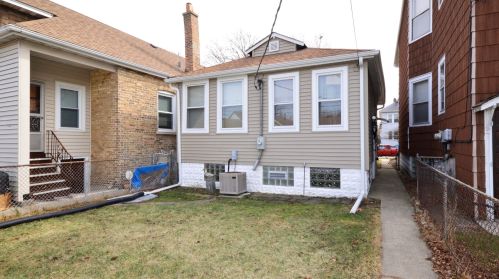 5852 Leland Ave, Chicago IL 60706-4821 exterior