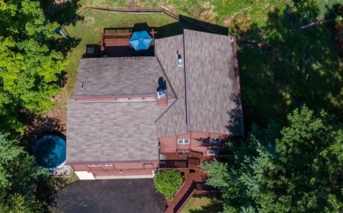 231 Hillendale Rd, Pittsburgh PA 15237-1803 exterior