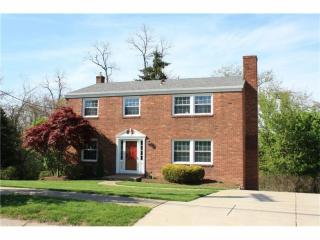 880 Lovingston Dr, Pittsburgh, PA 15216-1726