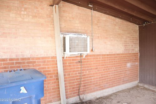 5201 28th St, Tucson AZ  85711-5823 exterior