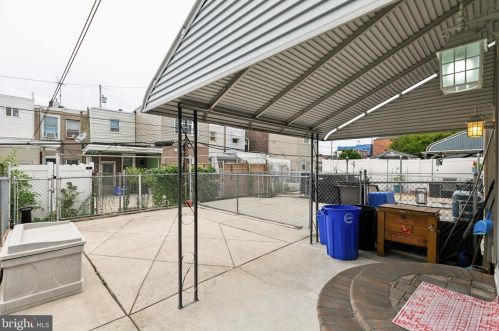 3136 Gaul St, Philadelphia PA 19125-2720 exterior