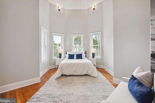 623 6 St, Washington DC 20024-2693 exterior