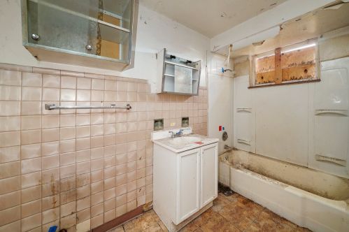 13831 Halsted St, Chicago IL 60827-1657 exterior