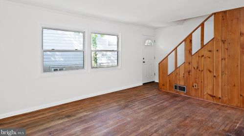 13200 Midway Ave, Rockville, MD 20851-1812