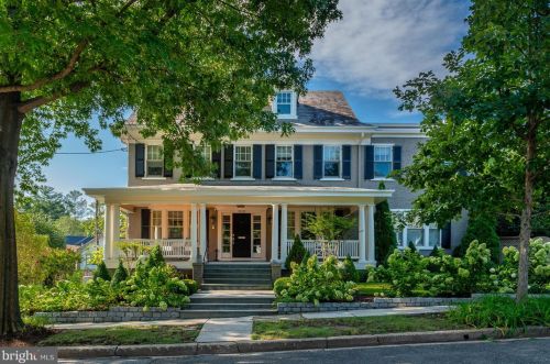 3520 Edmunds St, Washington, DC 20007-1431