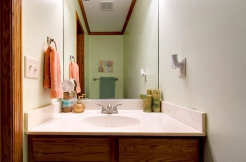 1514 Independence Dr, Waterford MN 55057-4864 exterior