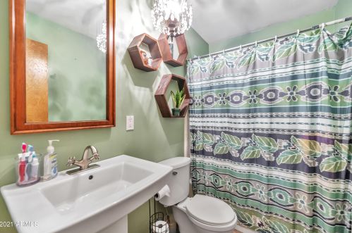 5047 39 Dr, Phoenix AZ 85029-3002 exterior