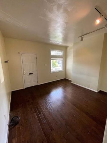 604 End Ave, Pittsburgh PA  15221-3424 exterior