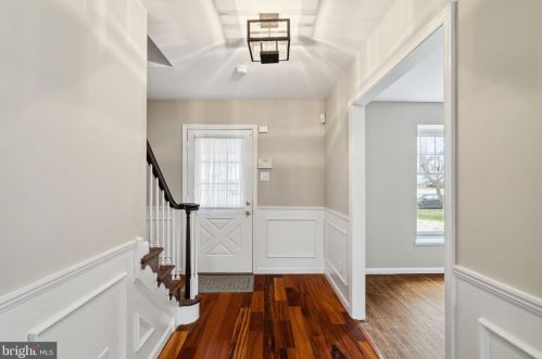 114 Woodview Ln, Riverton NJ  08077-3218 exterior