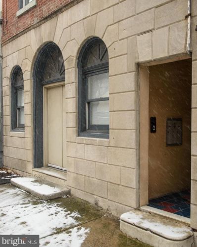 951 5th St, Philadelphia PA 19147-4107 exterior