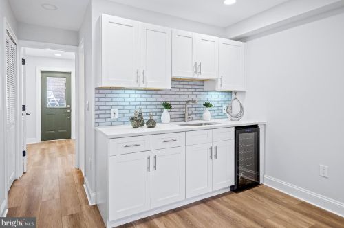 1551 4th St, Washington DC  20001-1905 exterior